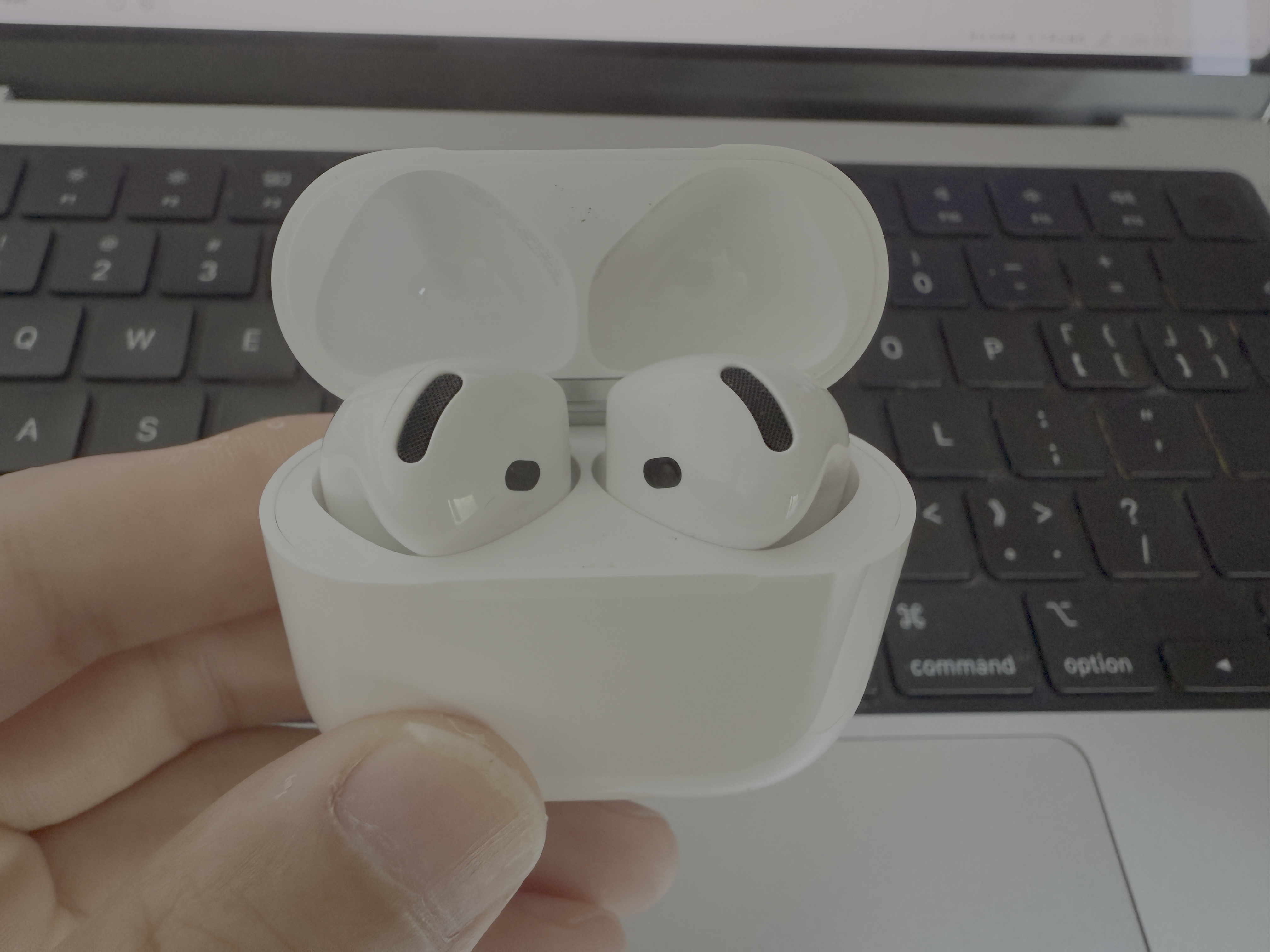 我的AirPods 4